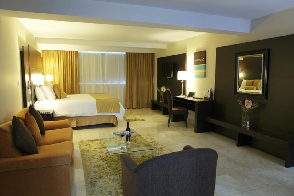 Wyndham Garden Panama Stadt Exterior foto