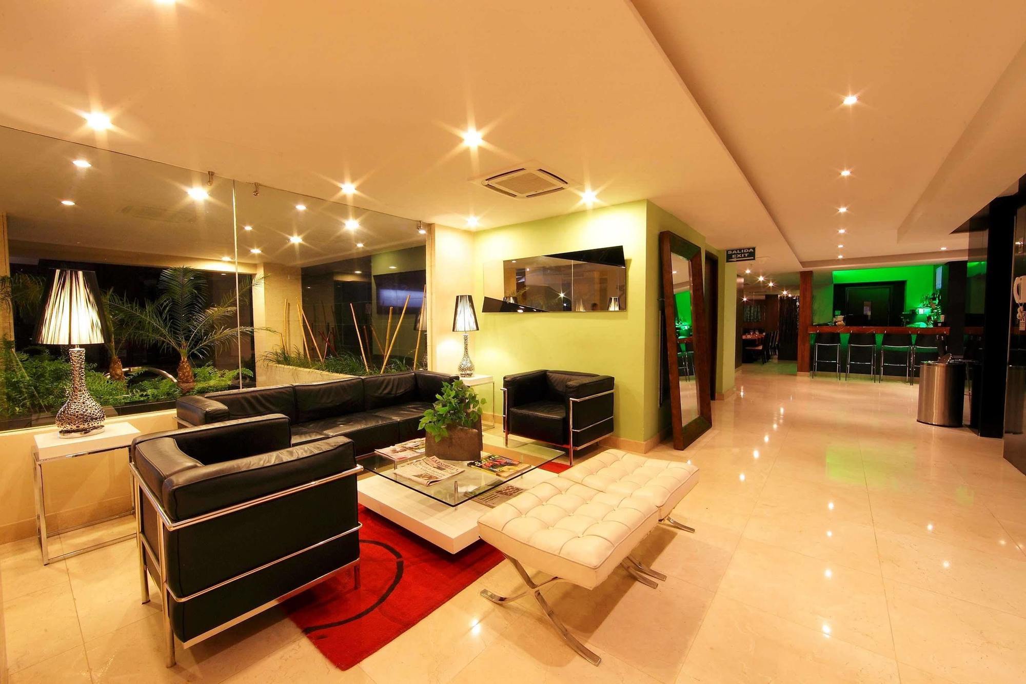 Wyndham Garden Panama Stadt Exterior foto